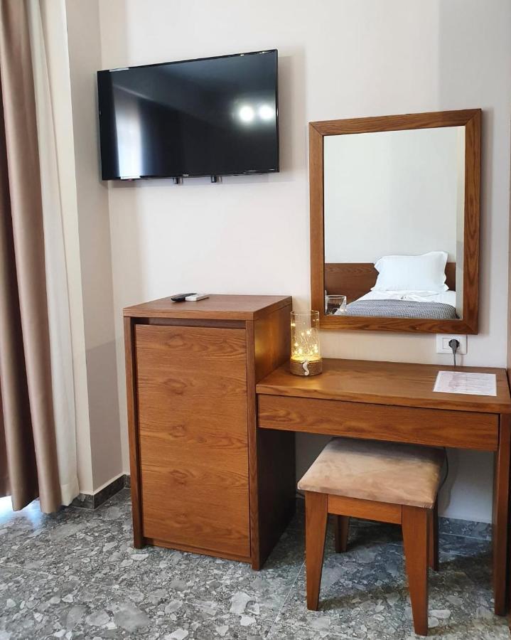 Hotel Center Ksamil Esterno foto